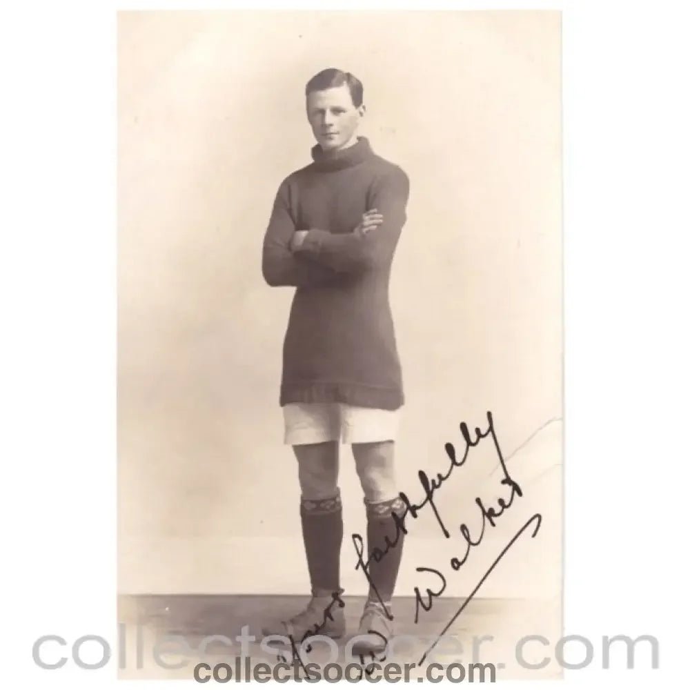 1918 Leeds United Rare Original signed Postcard by Willie Walker - Collect Soccer