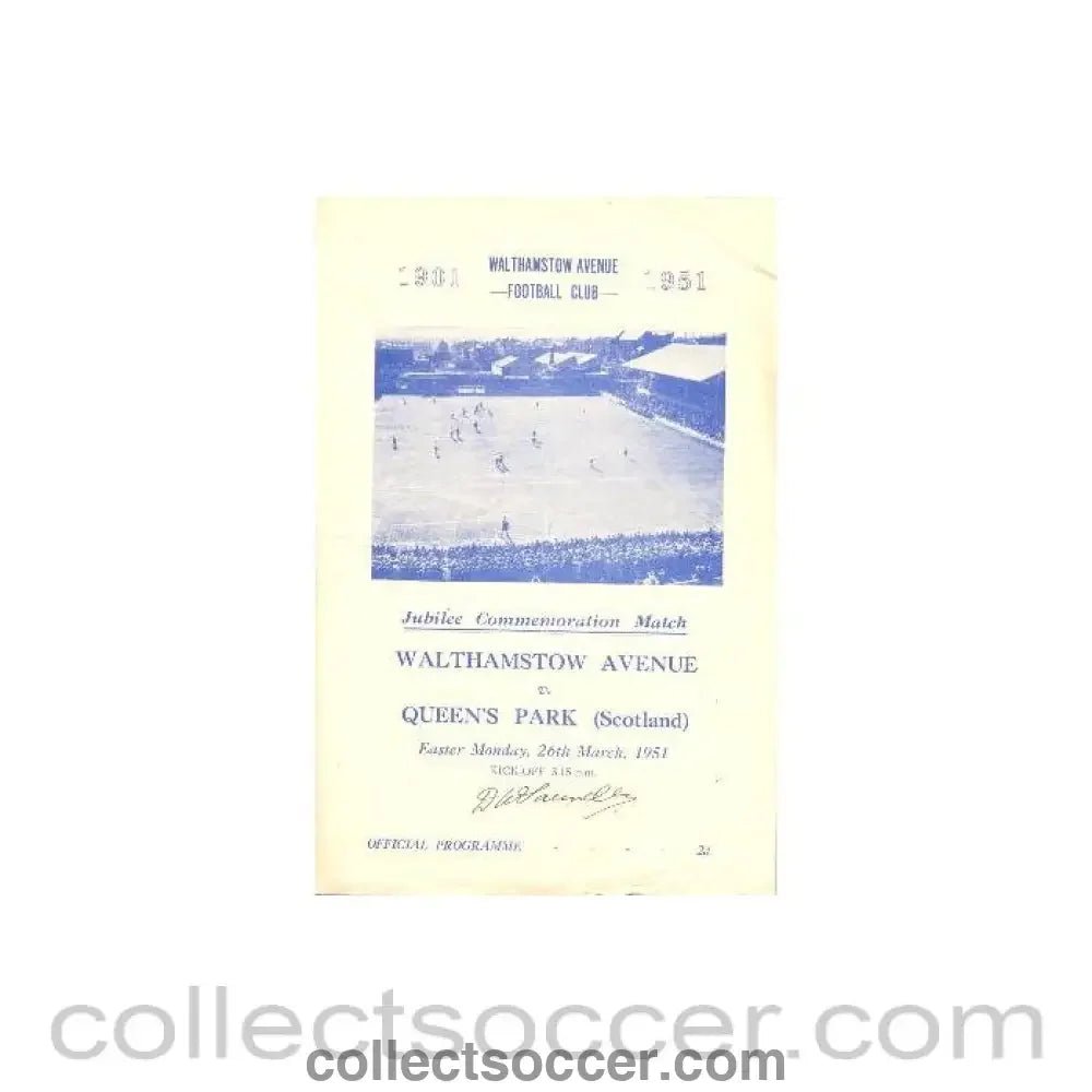 1951 - Walthamstow Avenue v Queen's Park, Scotland official programme 26/03/1951, signed by Derek Saunders - Collect Soccer