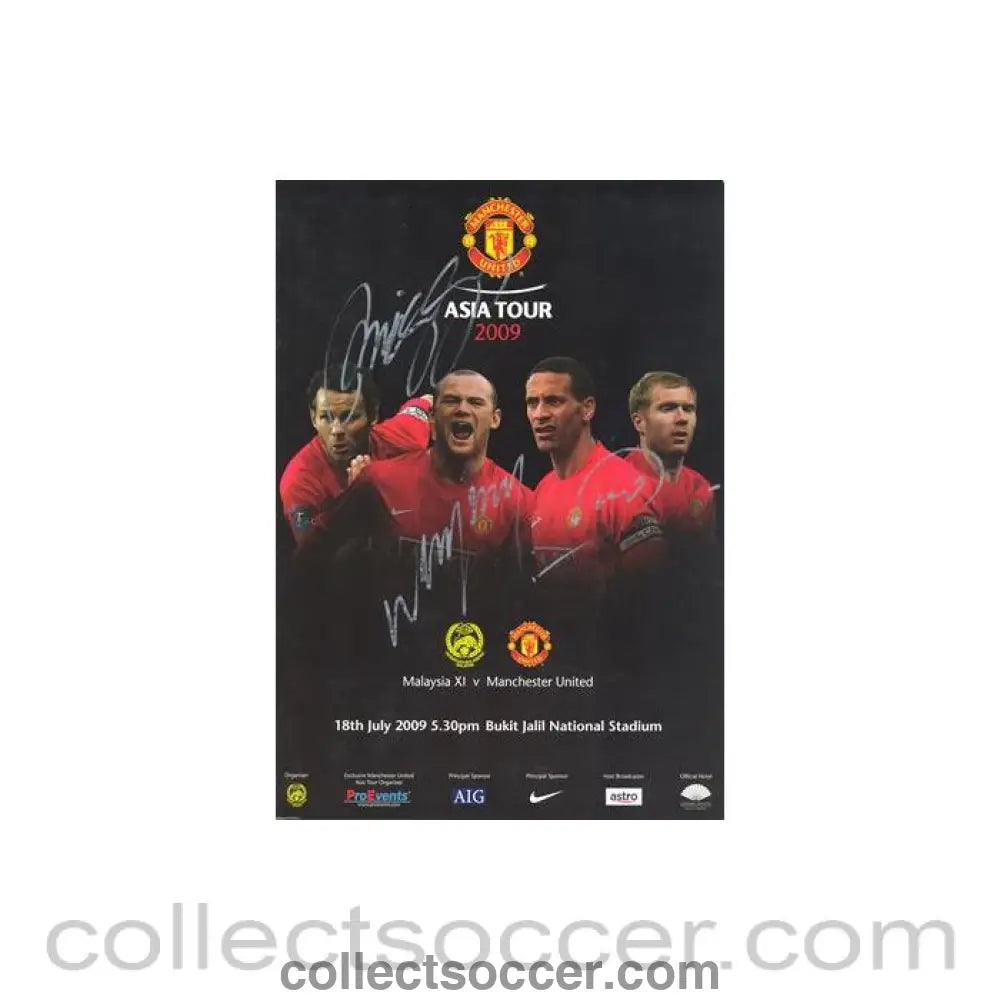 2009 - Manchester United Asia Tour 2009 - Malaysia XI v Manchester United official programme 18/07/2009 signed by Ryan Giggs, Wayne Rooney and Rio Ferdinand - Collect Soccer