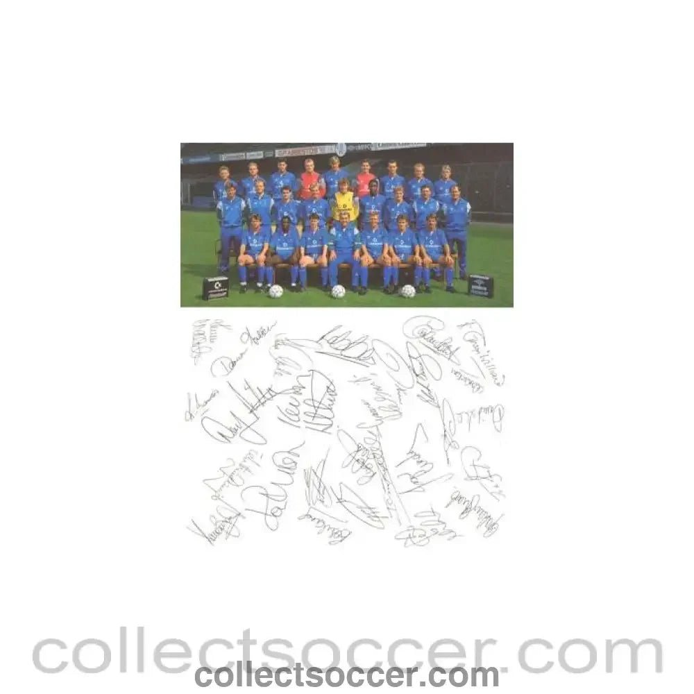 Chelsea card with a colour team photograph and facsimile signatures - Collect Soccer
