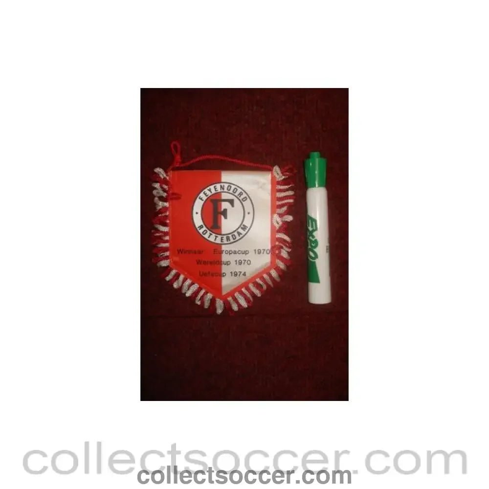 Feyenoord, Rotterdam small Pennant once property of the football referee Neil Midgley - Collect Soccer