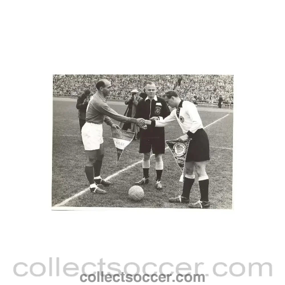 1954 - Photograph of the first game between Germany and France after WWII in 1954 - Collect Soccer