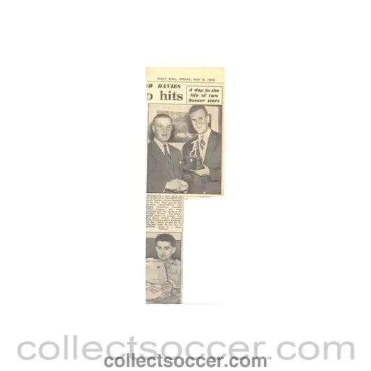 1955 - Don Revie Footballer Of The Year 06/05/1955 Newspaper Cutting