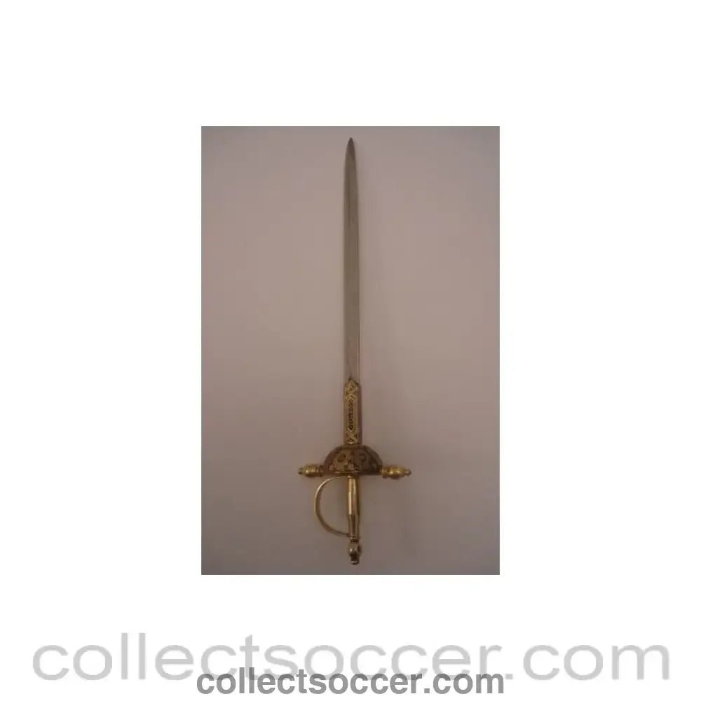 1955 - Spain v France 17/03/1955 in Madrid - made in Toledo sword given to Raymond Kopa at the match - Collect Soccer