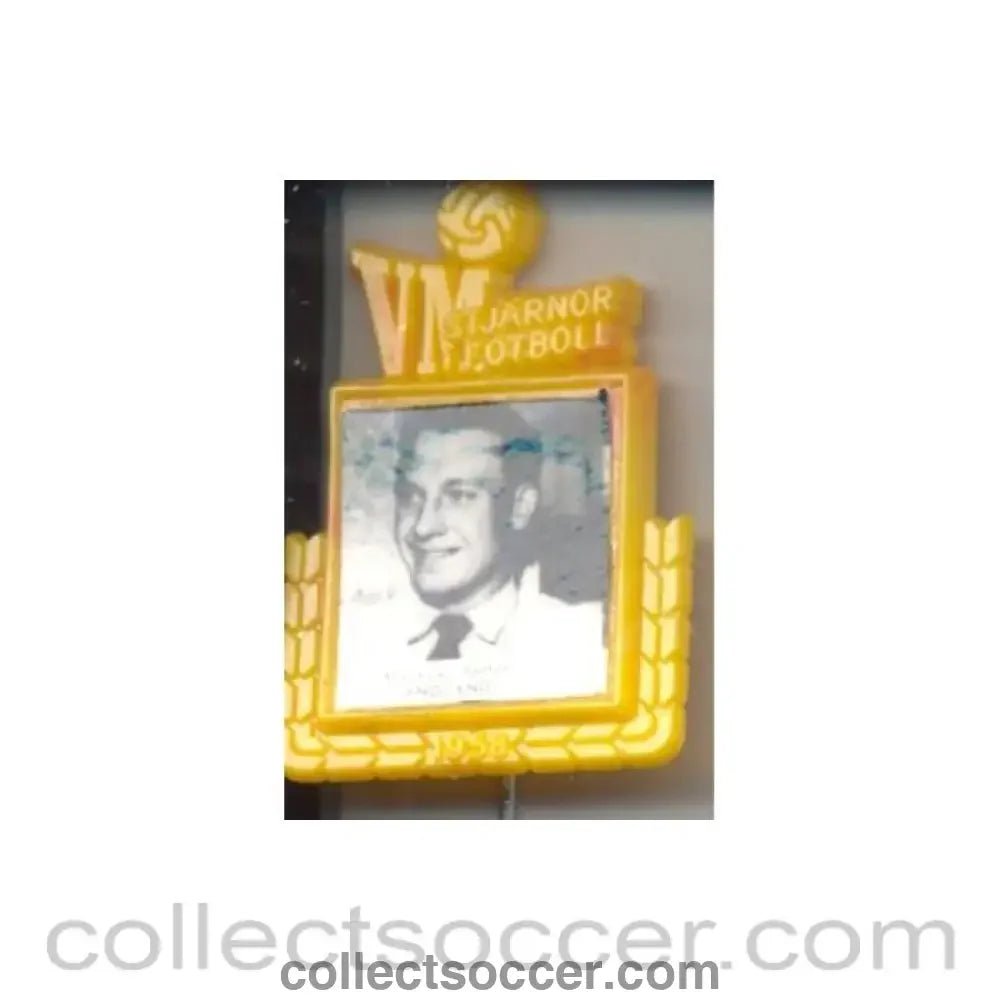 1958 - Maurice Setters England World Cup 1958 Badge Yellow - Collect Soccer