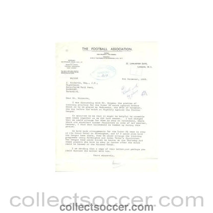 1962 - Letter from the F.A. originally signed of 08/11/1962 to J. Richards in Barnsley