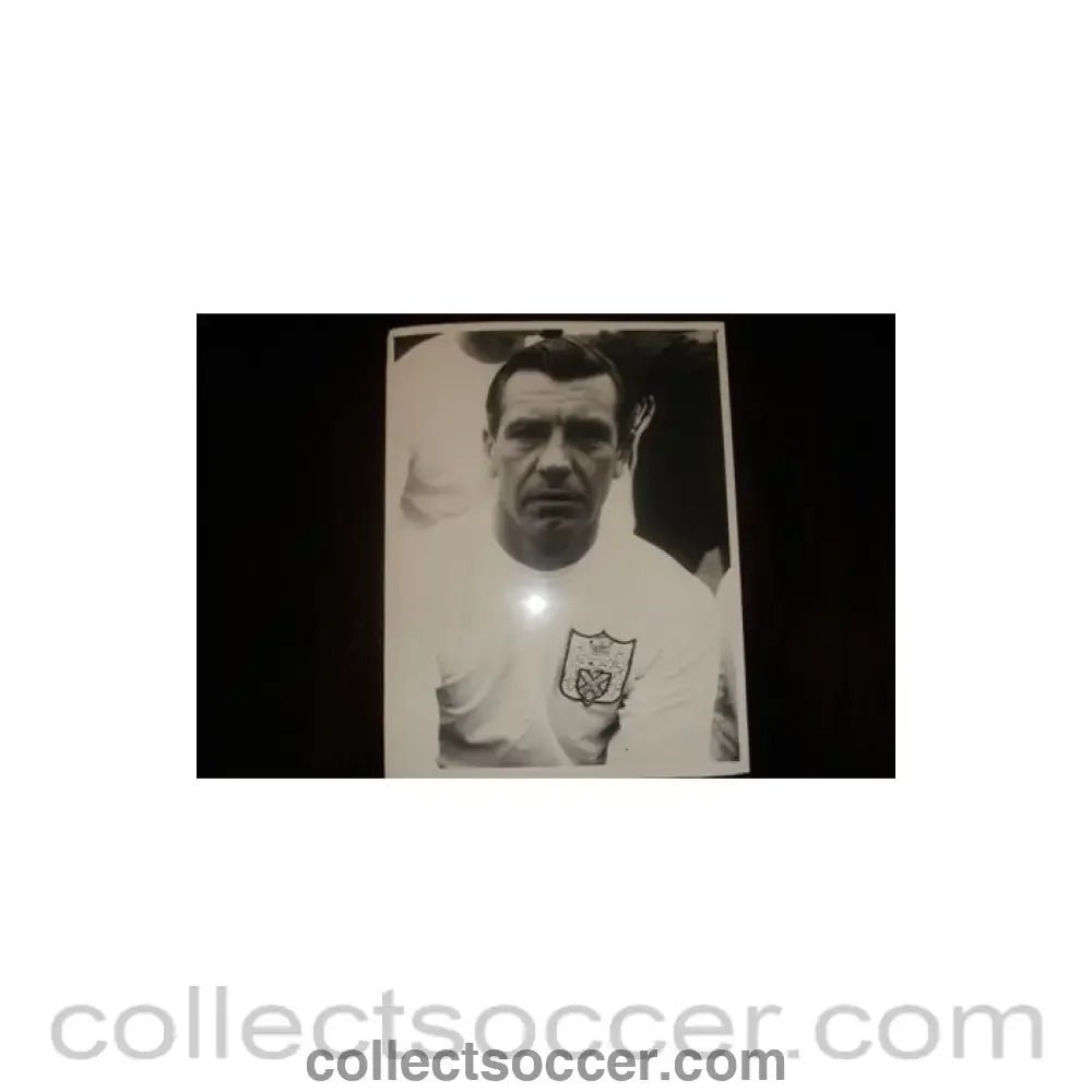 1968 - Johnny Haynes photograph of July 1968 - Collect Soccer