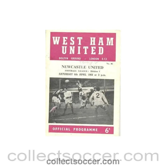 1968 - West Ham United v Newcastle United official programme 06/04/1968 League Cup - Collect Soccer