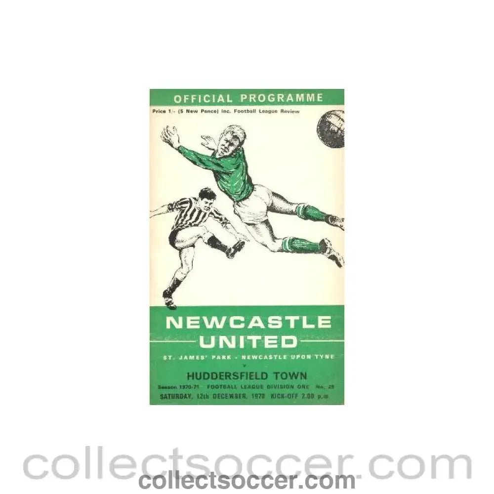 1970 - Newcastle United v Huddersfield Town official programme 12/12/1970 Football League - Collect Soccer
