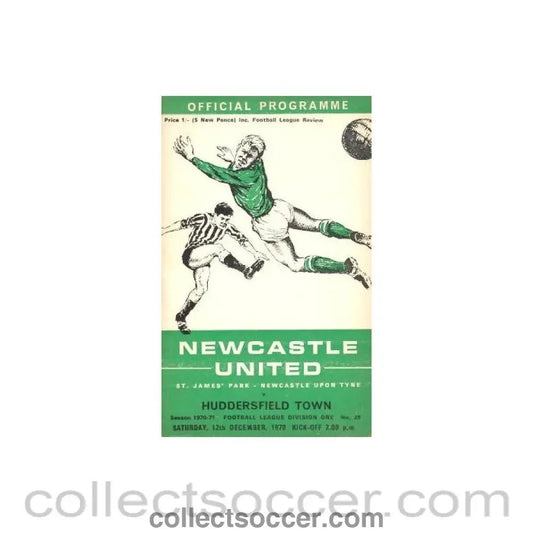 1970 - Newcastle United v Huddersfield Town official programme 12/12/1970 Football League - Collect Soccer