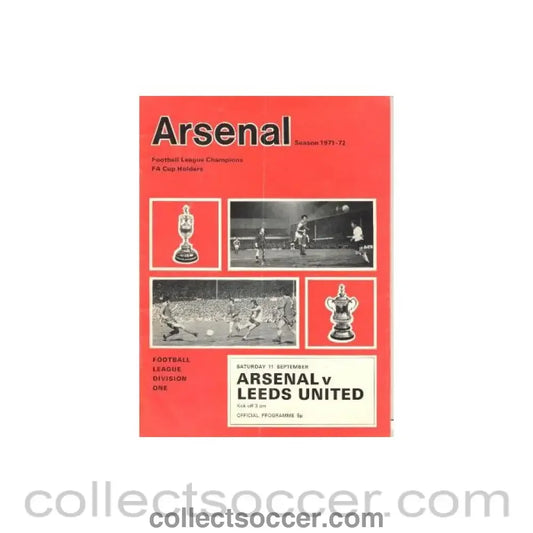 1971 - Arsenal v Leeds United official programme 11/09/1971 Football League