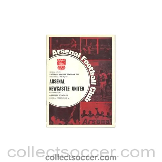 1971 - Arsenal v Newcastle United official programme 17/04/1971