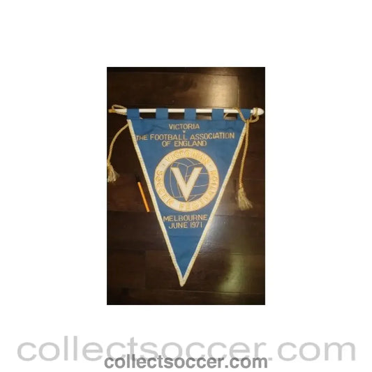 1971 - Victoria v The F.A. of England in Melbourne June 1971 official match exchange pennant Very Rare!