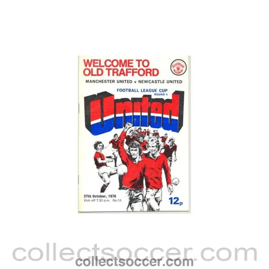 1976 - Manchester United v Newcastle United official programme 27/10/1976 token cut - Collect Soccer
