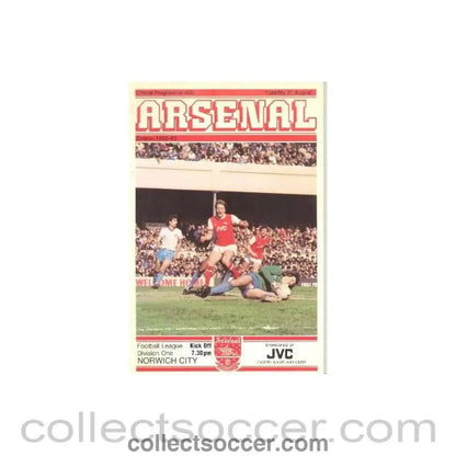 1982 - Arsenal v Norwich City official programme 31/08/1982 Football League - Collect Soccer