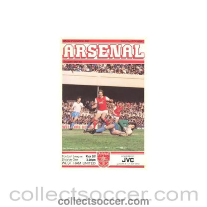 1982 - Arsenal v West Ham United official programme 02/10/1982 Football League - Collect Soccer