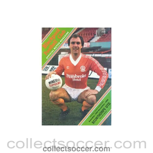1982 - Blackpool v Scunthorpe United official programme 18/12/1982 Football League