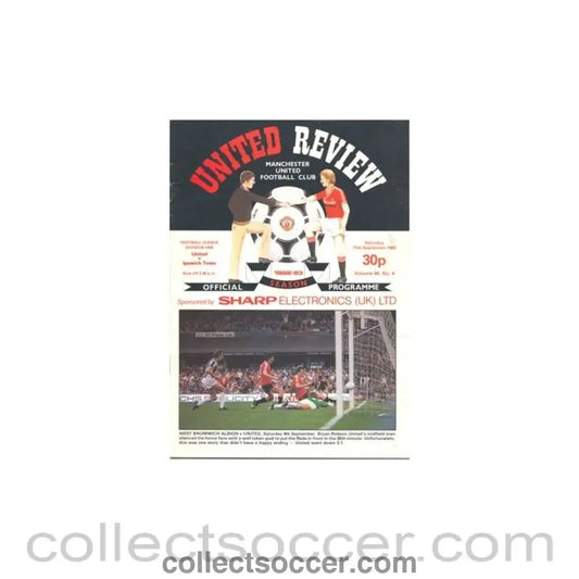 1982 - Manchester United v Ipswich Town official programme 11/09/1982 - Collect Soccer
