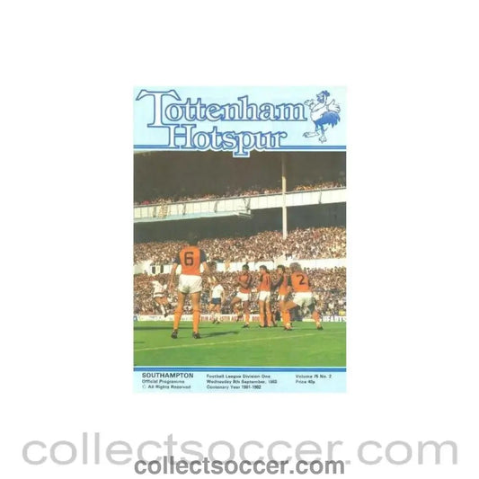 1982 - Tottenham Hotspur v Southampton official programme 08/09/1982 Football League - Collect Soccer