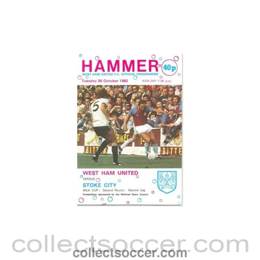 1982 - West Ham United v Stoke City official programme 26/10/1982 - Collect Soccer