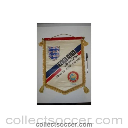 1985 - Rumania v England U21 30/04/1985 match exchange pennant - Collect Soccer