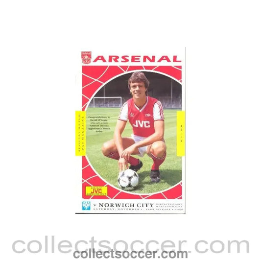 1989 - Arsenal v Norwich City official programme 04/11/1989 League Cup