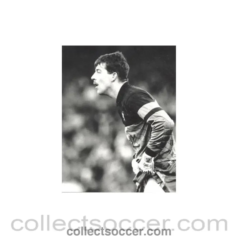 1989 - Nigel Martyn - Crystal Palace goalkeeper - black and white photograph of November 1989 - Collect Soccer