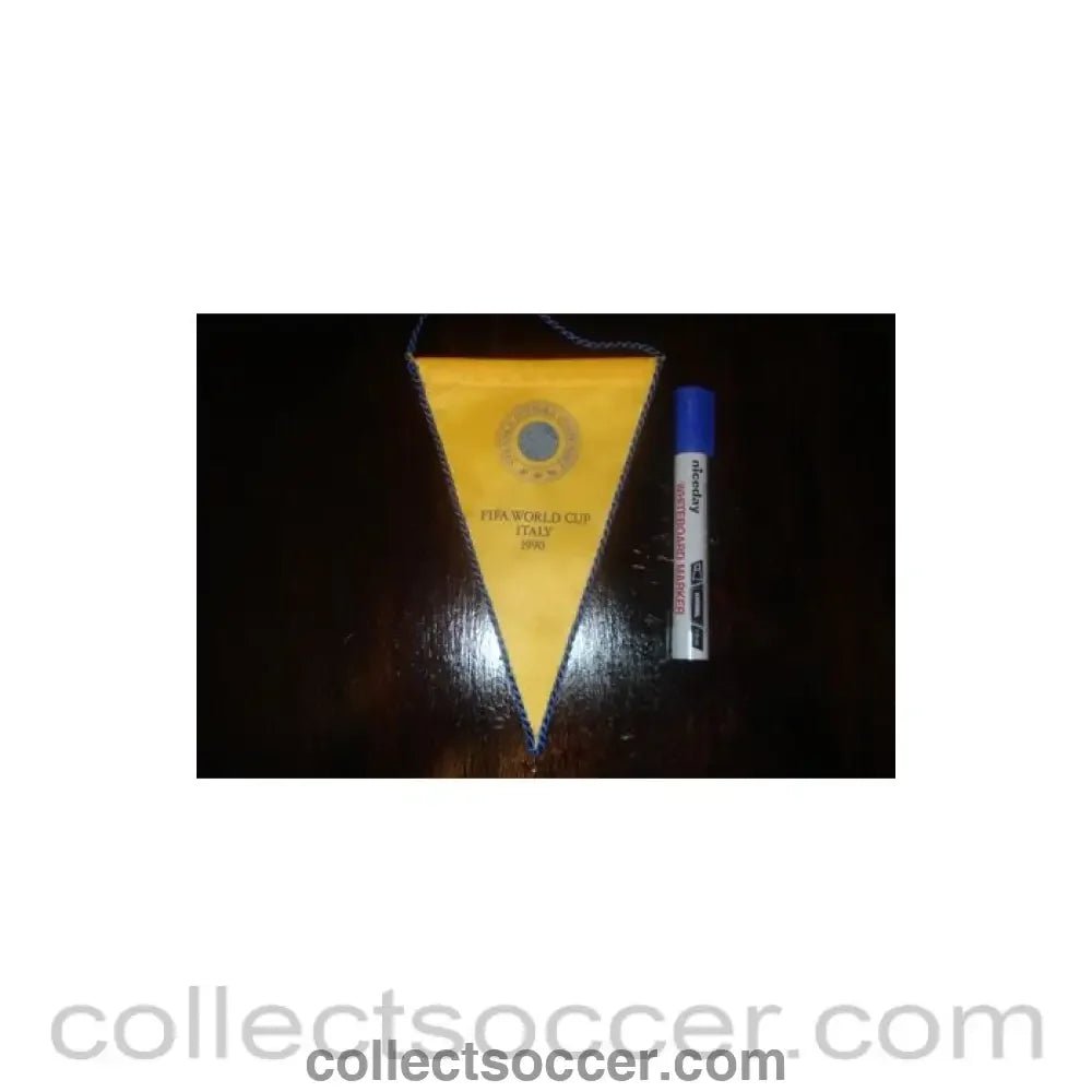 1990 - FIFA World Cup Italy 1990 Pennant - Collect Soccer
