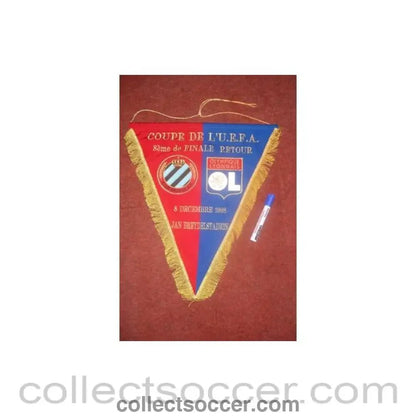 1998 - Club Brugge K.V. v Olympique Lyonnais pennant 08/12/1998 UEFA Cup - Collect Soccer