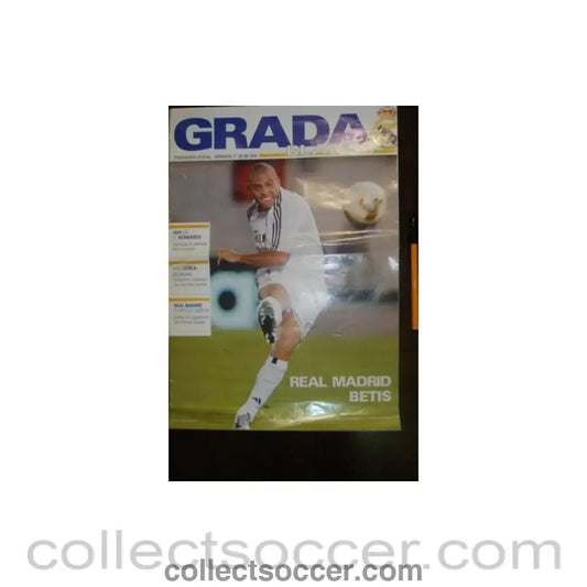 2003 Real Madrid v Real Betis official programme 30/08/2003 - Collect Soccer