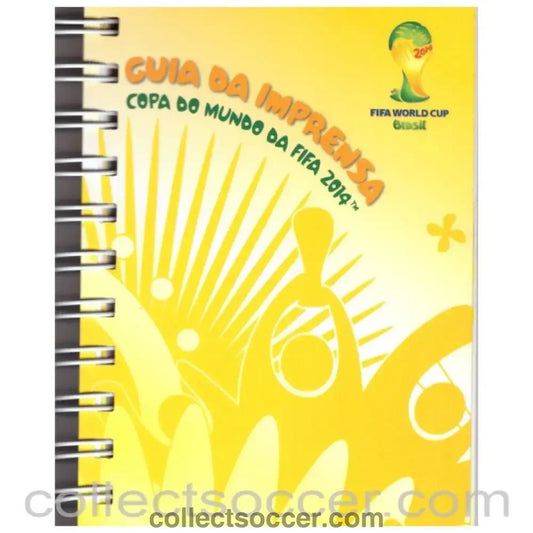2014 World Cup Official Media Guide in Portugese - Collect Soccer