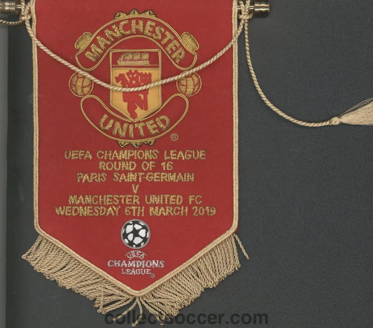 2019 Actual Match Exchange Pennant PSG v Manchester United - Collect Soccer