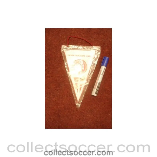 Dansk Boldspil-Union small pennant without a badge