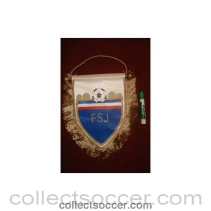 FSJ large Pennant once property of the football referee Neil Midgley - Collect Soccer