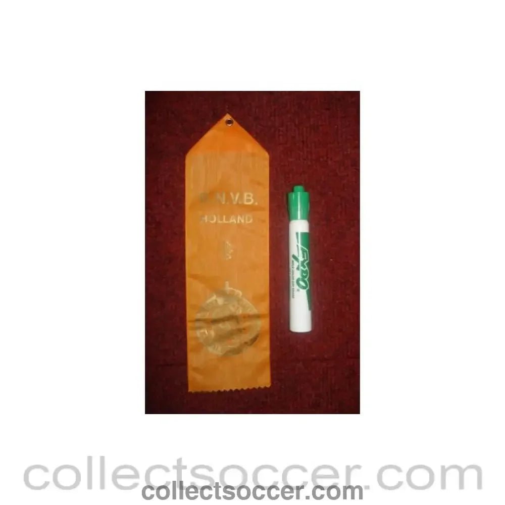 K.N.V.B. Holland small Pennant once property of the football referee Neil Midgley - Collect Soccer