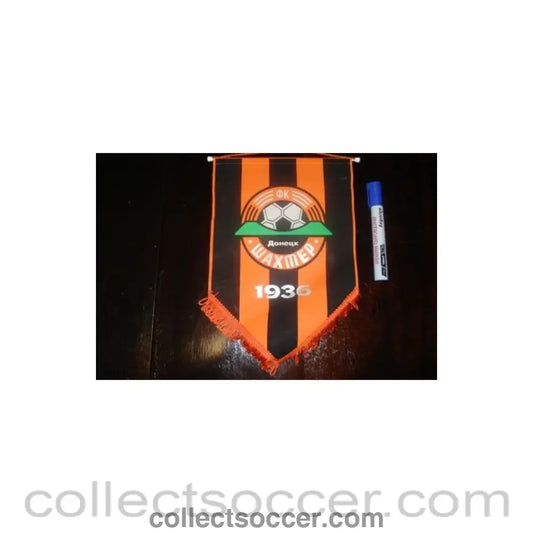 Shahter Donetsk Pennant
