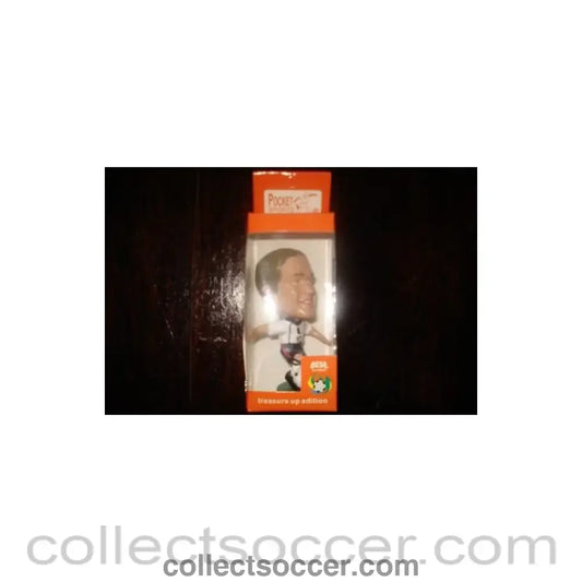 Small Figure of Owen in No10 shirt