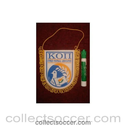The Cyprus Football Association small Pennant once property of the football referee Neil Midgley - Collect Soccer