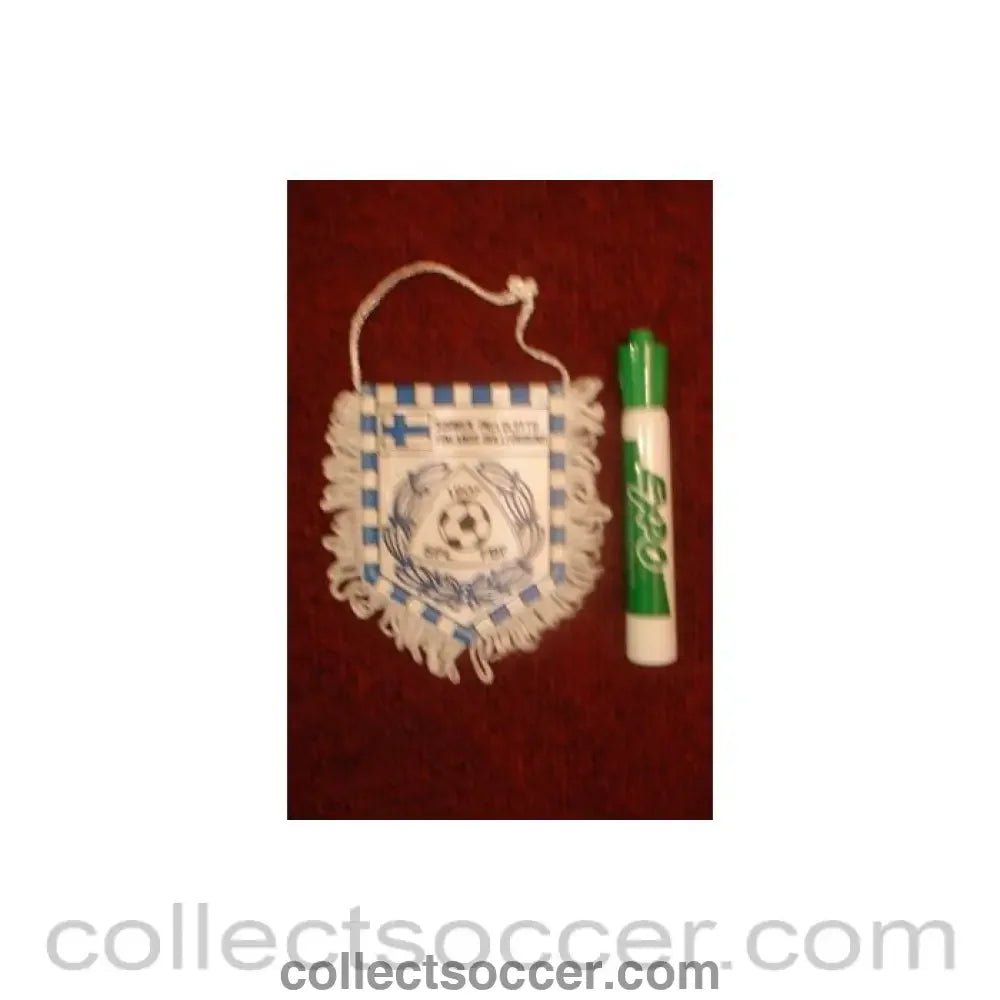 The Finland Football Association small Pennant once property of the football referee Neil Midgley - Collect Soccer