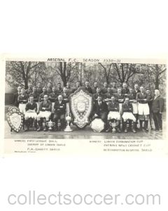 Arsenal team postcard of Season 1930-1931