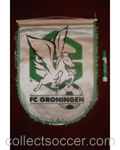 Groningen F.C. Pennant once property of the football referee Neil Midgley