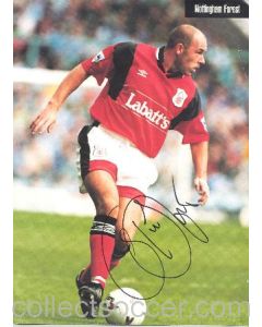 Nottingham Forest unknown footballer's signed colour photograph