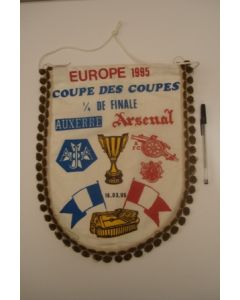 Auxerre v Arsenal European Cup Winners Cup 16/03/1995 pennant