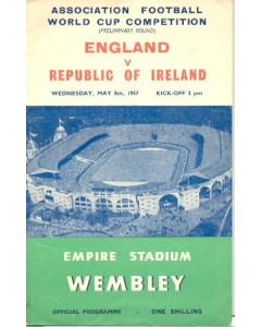 1957 England v Republic of Ireland official programme 08/05/1957 World Cup Qualifier