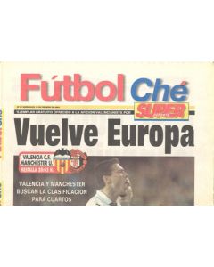 Futbol Che newspaper of 14/02/2001 covering Valencia v Manchester United
